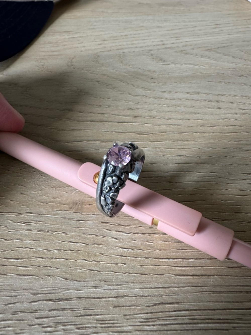 Sterling silver women’s ring pink stone 925 etched size 9